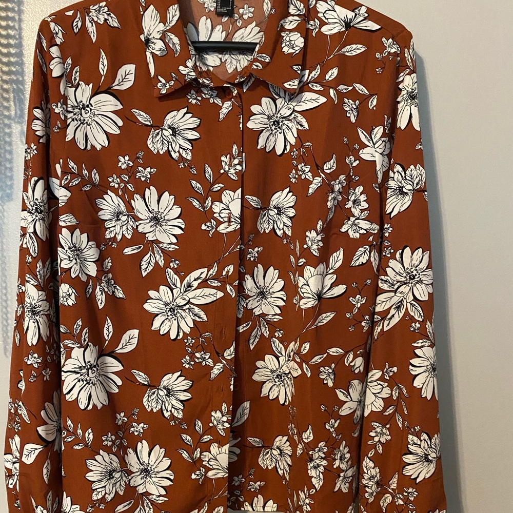 Floral button up